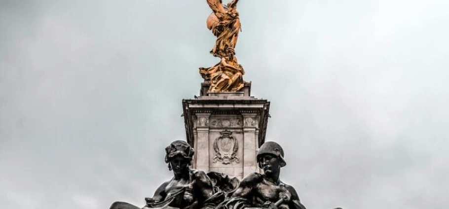 London Small Group Walking Tour Experience-14