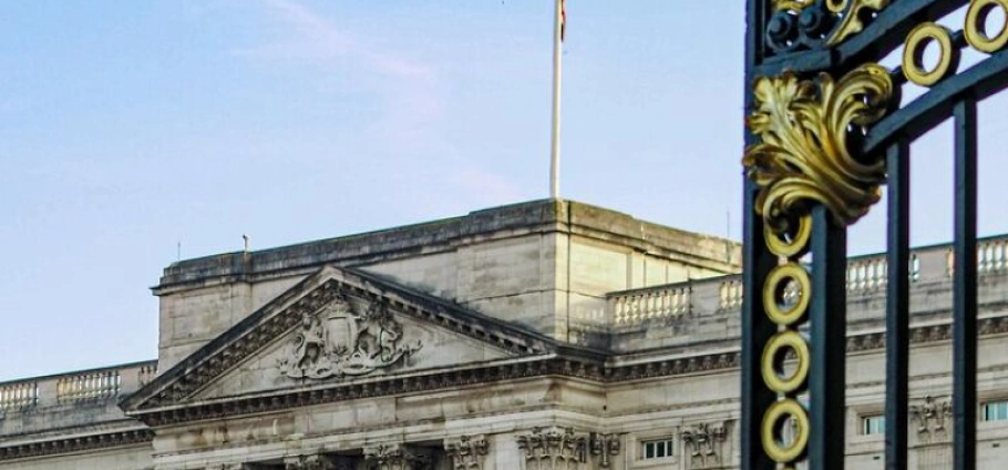 London Premium Royal History Tour Experience-8