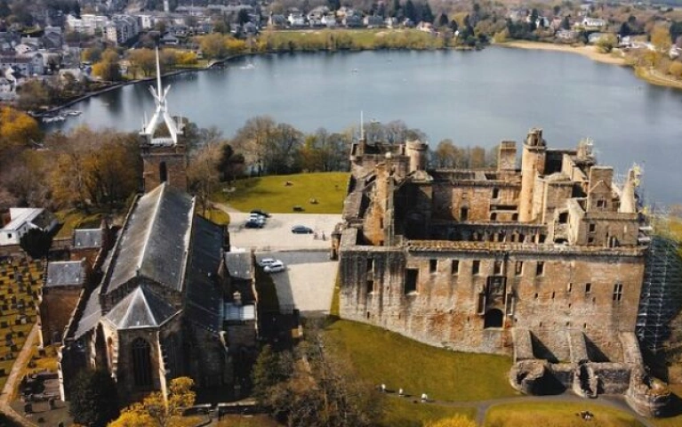Linlithgow Historical Palace and Village Tour