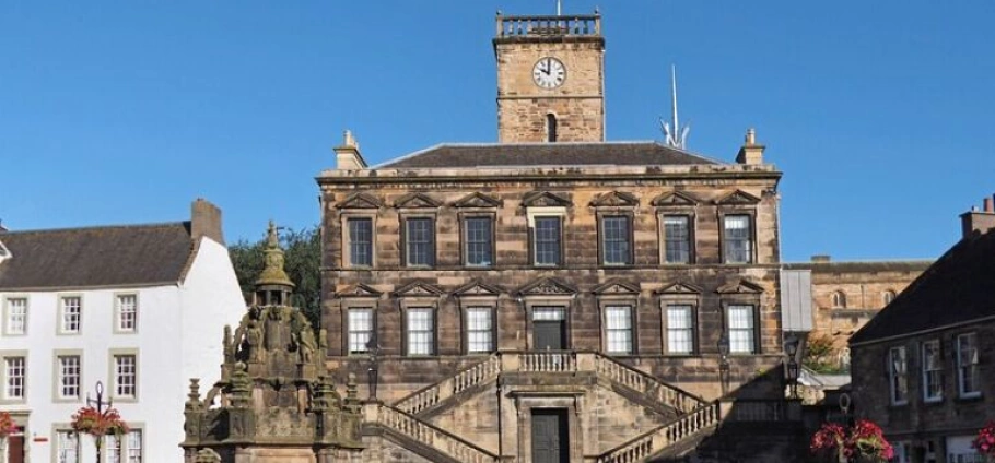 Linlithgow Historical Palace and Village Tour-13
