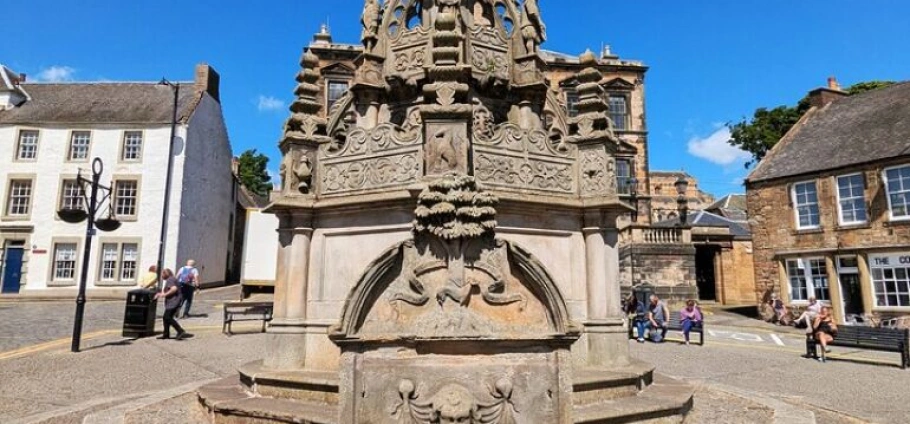 Linlithgow Historical Palace and Village Tour-15
