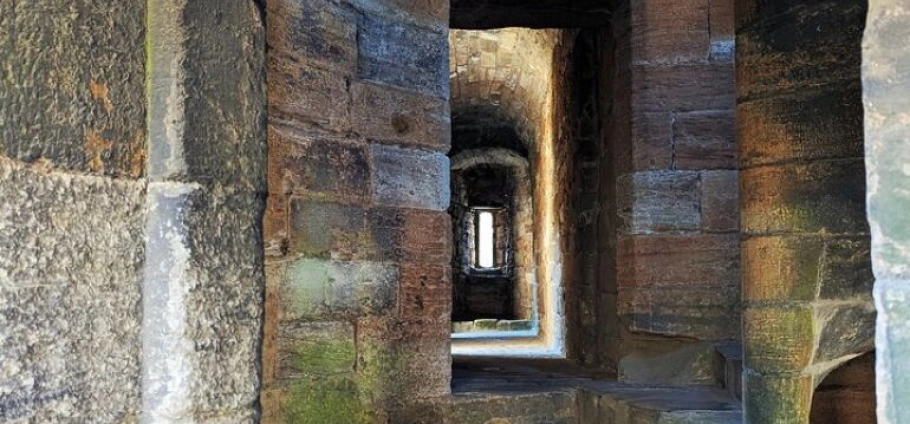 Linlithgow Historical Palace and Village Tour-16