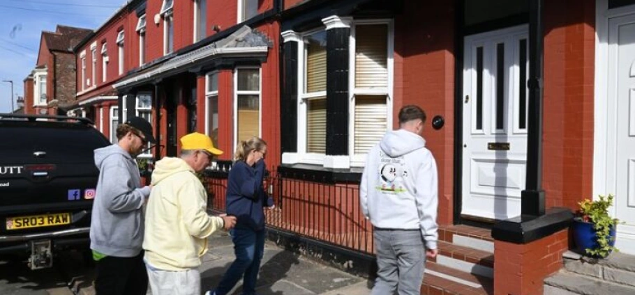 Liverpool Beatles History and Music Tour-15