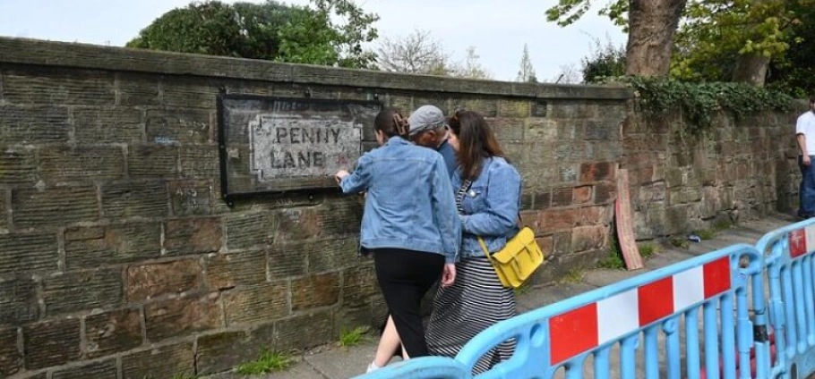 Liverpool Beatles History and Music Tour-17