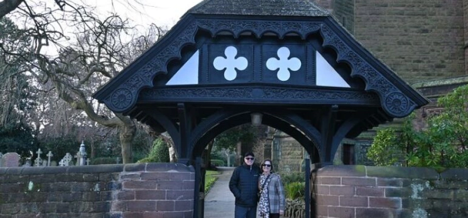Liverpool Beatles History and Music Tour-7