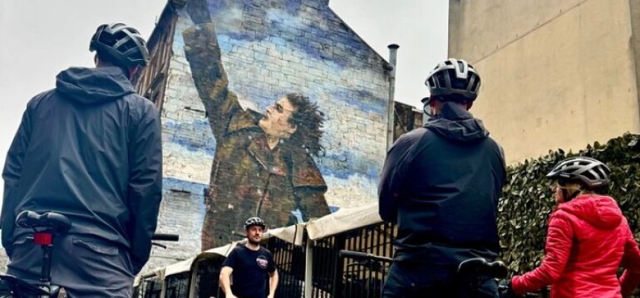 Glasgow Historic and Folkloric Bicycle Tour-12