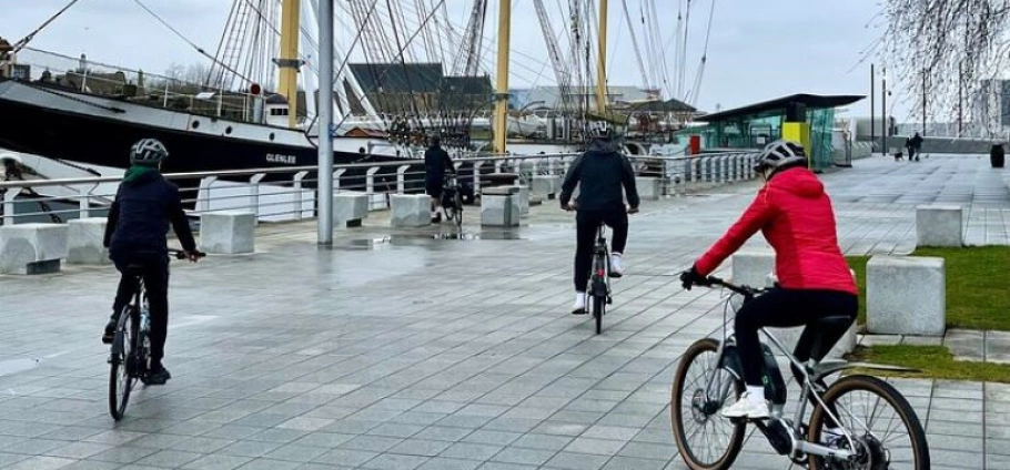 Glasgow Historic and Folkloric Bicycle Tour-4