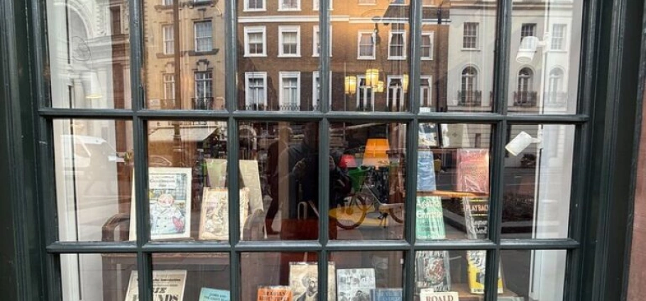 London Bookshop Walking Tour Experience-4