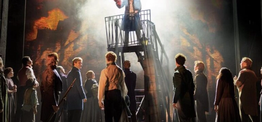 Leicester Square Dining and Les Misérables Experience-2