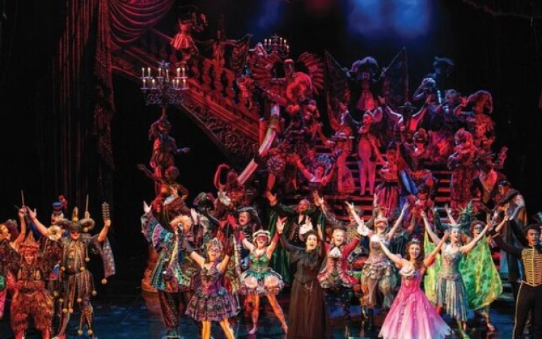 Leicester Square Dinner and Phantom Experience