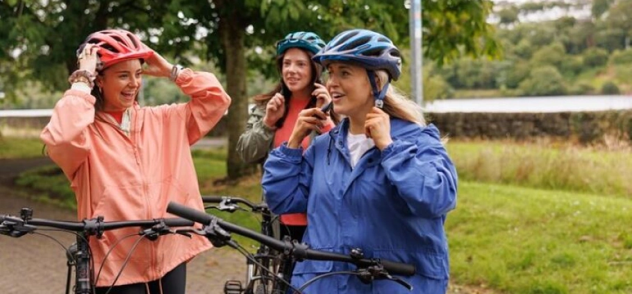 Belfast E-Bike Adventure and City Tour-1
