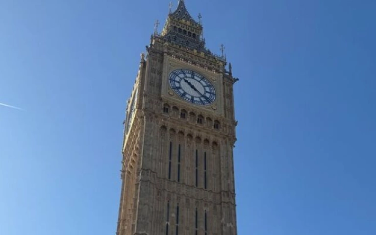 London Thames Tour and Cultural Experience