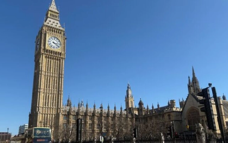 London Famous Sites and Changing of Guards