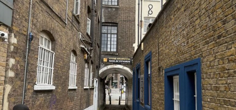 Whitechapel Jack the Ripper Crime Tour-4