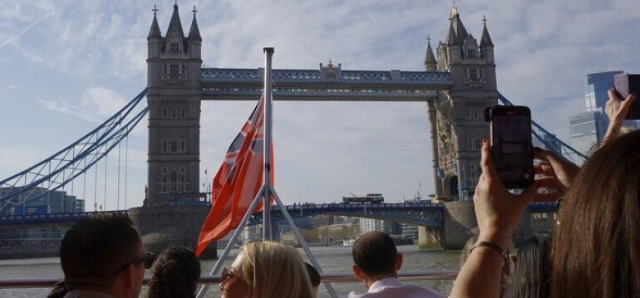 London River Tour and Historic Landmark Exploration-1