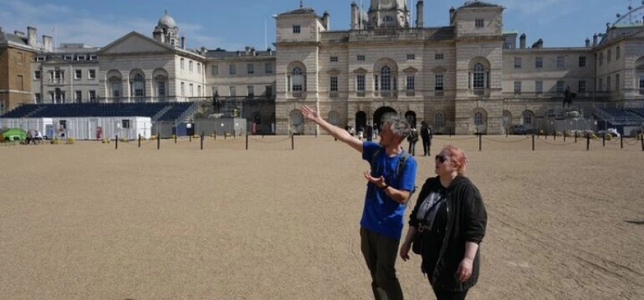 London River Tour and Historic Landmark Exploration-10