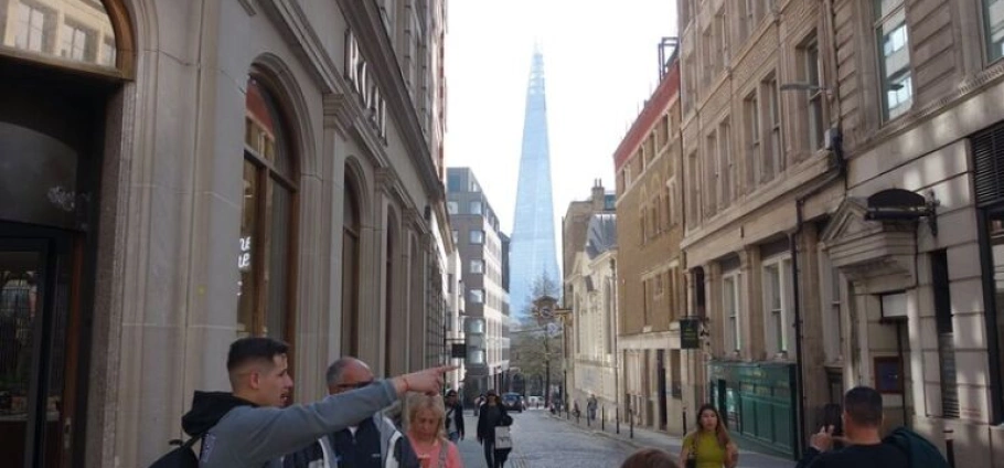 London City Hike and Landmark Tour-20