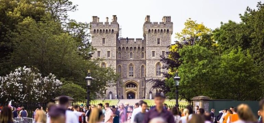 Windsor Castle and Scenic Countryside Tour-6