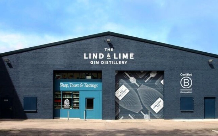 Edinburgh Gin Distillery Experience and Workshop