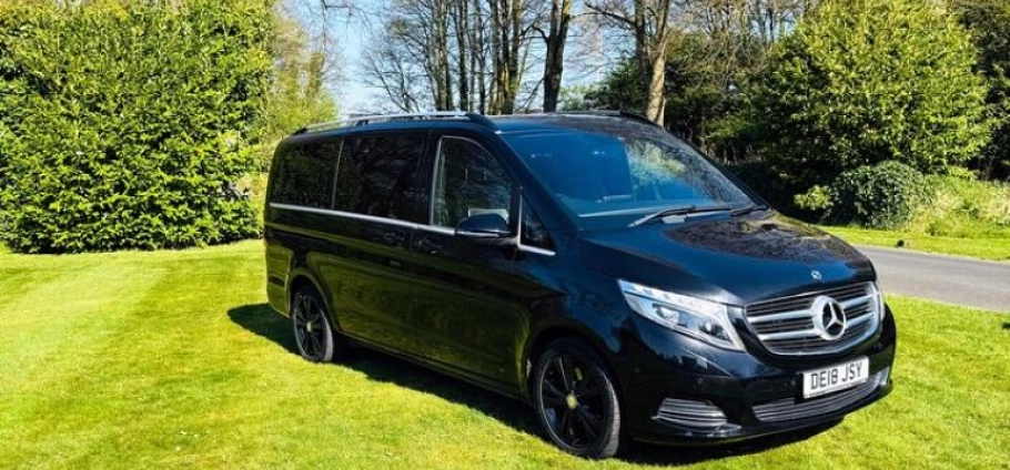 Belfast Luxury Chauffeur-Driven Tour Experience-2
