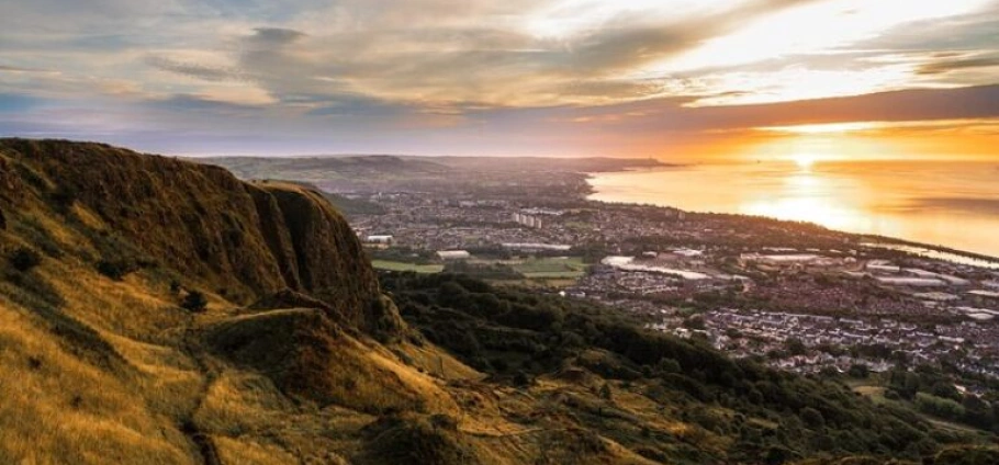 Belfast City Sightseeing and Cultural Tour-3
