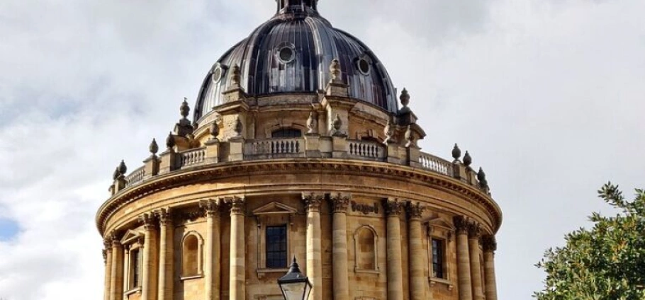 Oxford Literary Landmarks Walking Tour-9