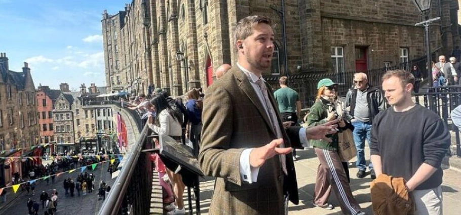 Edinburgh Walking Tour and Whisky Tasting-13