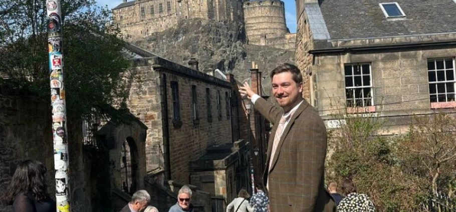 Edinburgh Walking Tour and Whisky Tasting-16