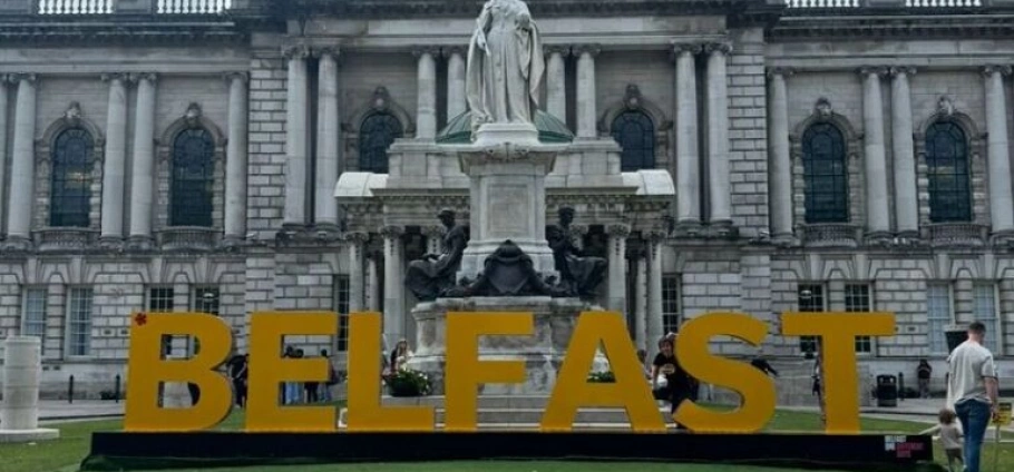 Belfast Luxury Private Historical Tour Experience-8