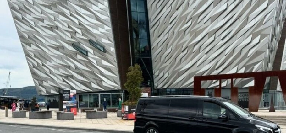 Belfast Luxury Private Historical Tour Experience-6