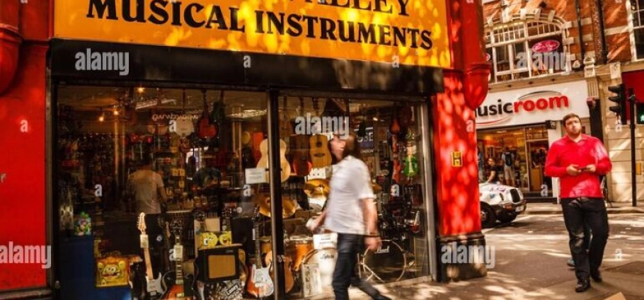 London Legendary Music Walking Tour-3