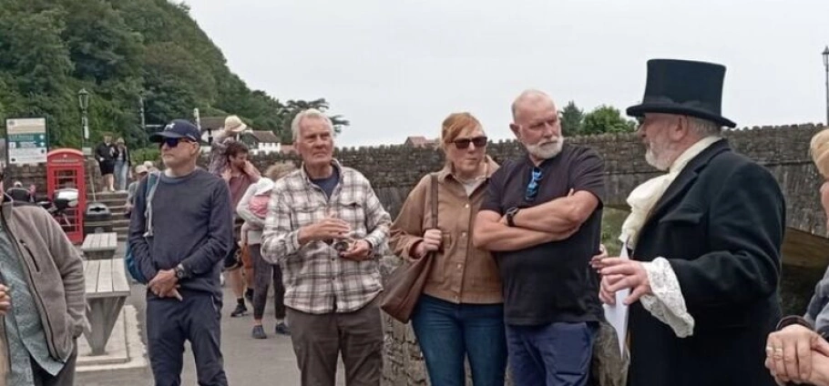 Lynmouth Historical Walking Tour Experience-2