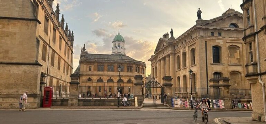 Oxford Historic Pubs Evening Walking Tour-4