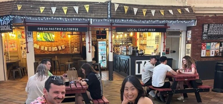 Oxford Historic Pubs Evening Walking Tour-15