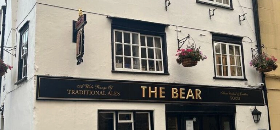 Oxford Historic Pubs Evening Walking Tour-21