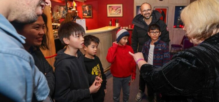 London Magic Circle Guided Tour Experience-3