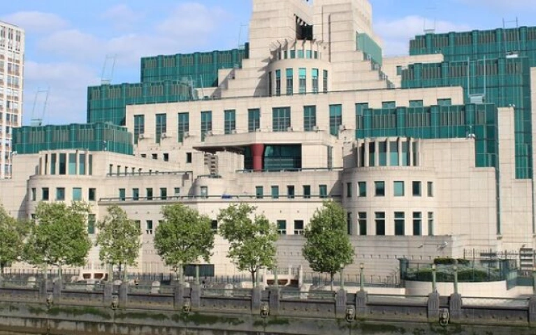 London James Bond Film Locations Tour