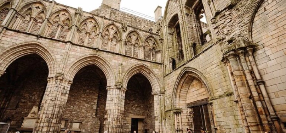 Edinburgh VIP Castle and Royal Mile Tour-21