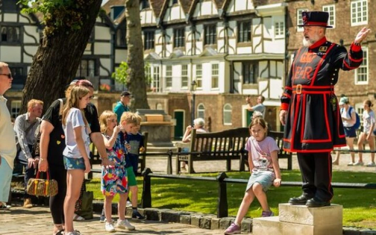 London Beefeater Meet-and-Greet Experience