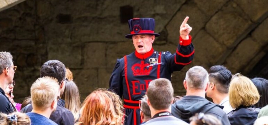 London Beefeater Meet-and-Greet Experience-12