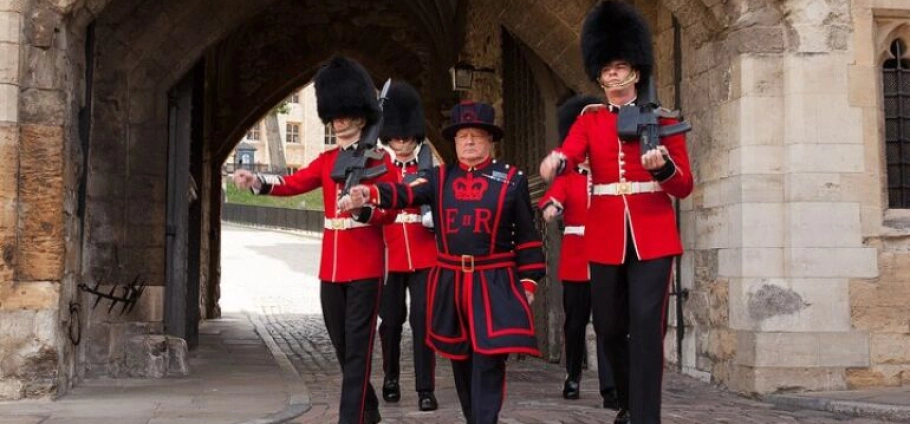 London Beefeater Meet-and-Greet Experience-3