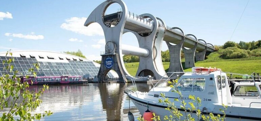 Falkirk Kelpies and Wheel Tour Experience-4