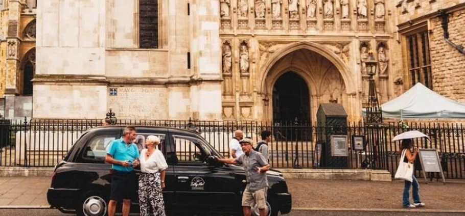 London Chauffeured Taxi Historical Adventure-6