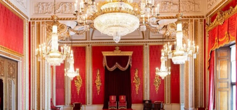 London Buckingham Palace State Rooms Experience-2