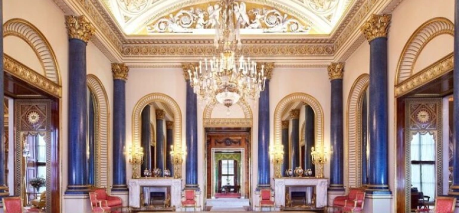 London Buckingham Palace State Rooms Experience-7