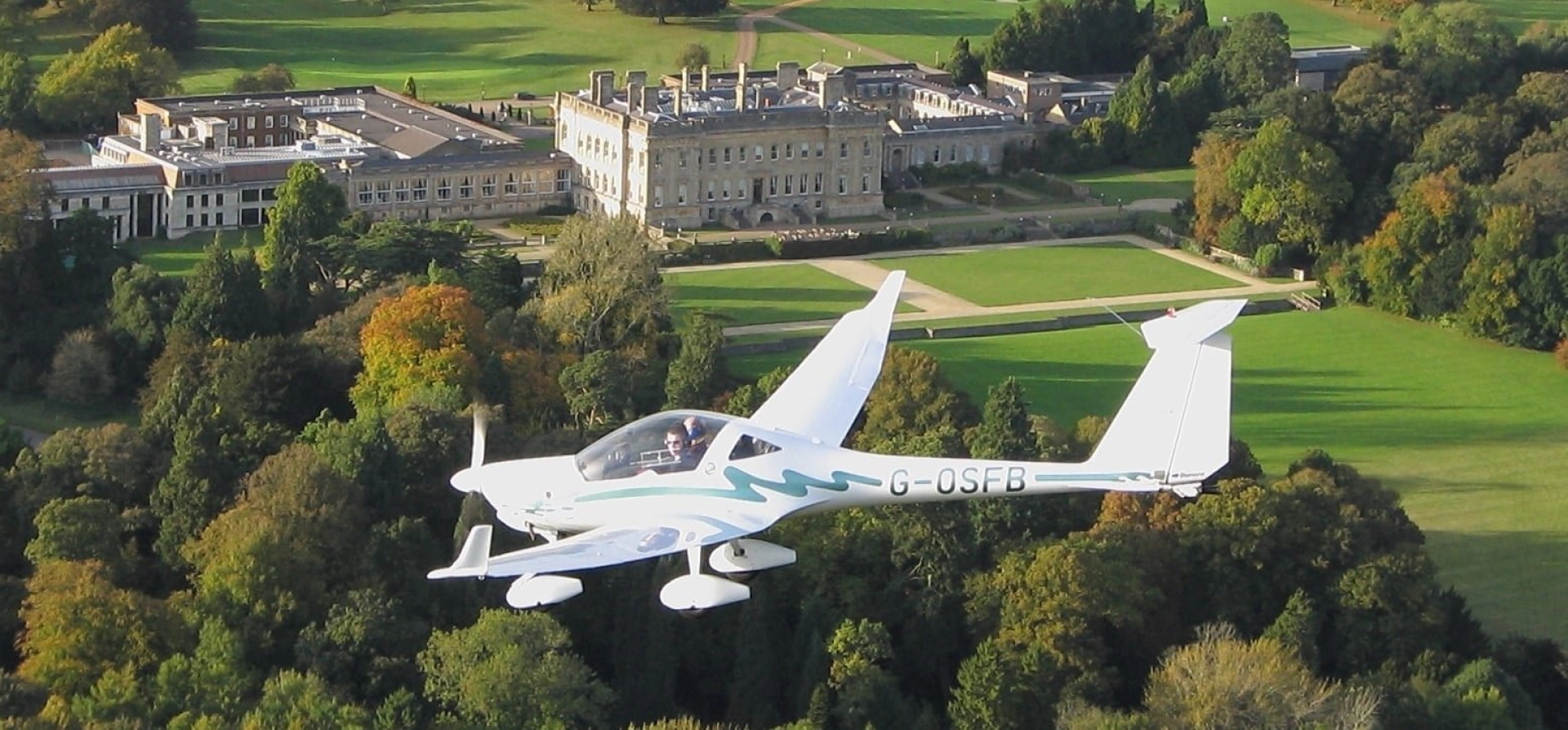 30 Minute Motor Glider Trial Flight in Oxfordshire Experience Days