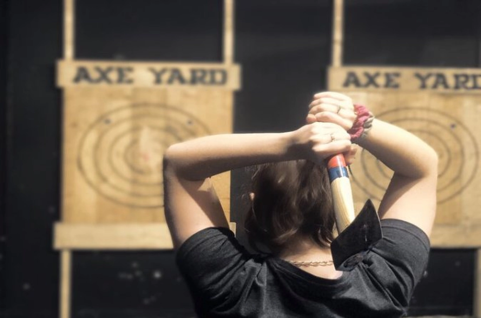Belfast 1 Hour Axe Throwing Lesson Experience Days Vouchers