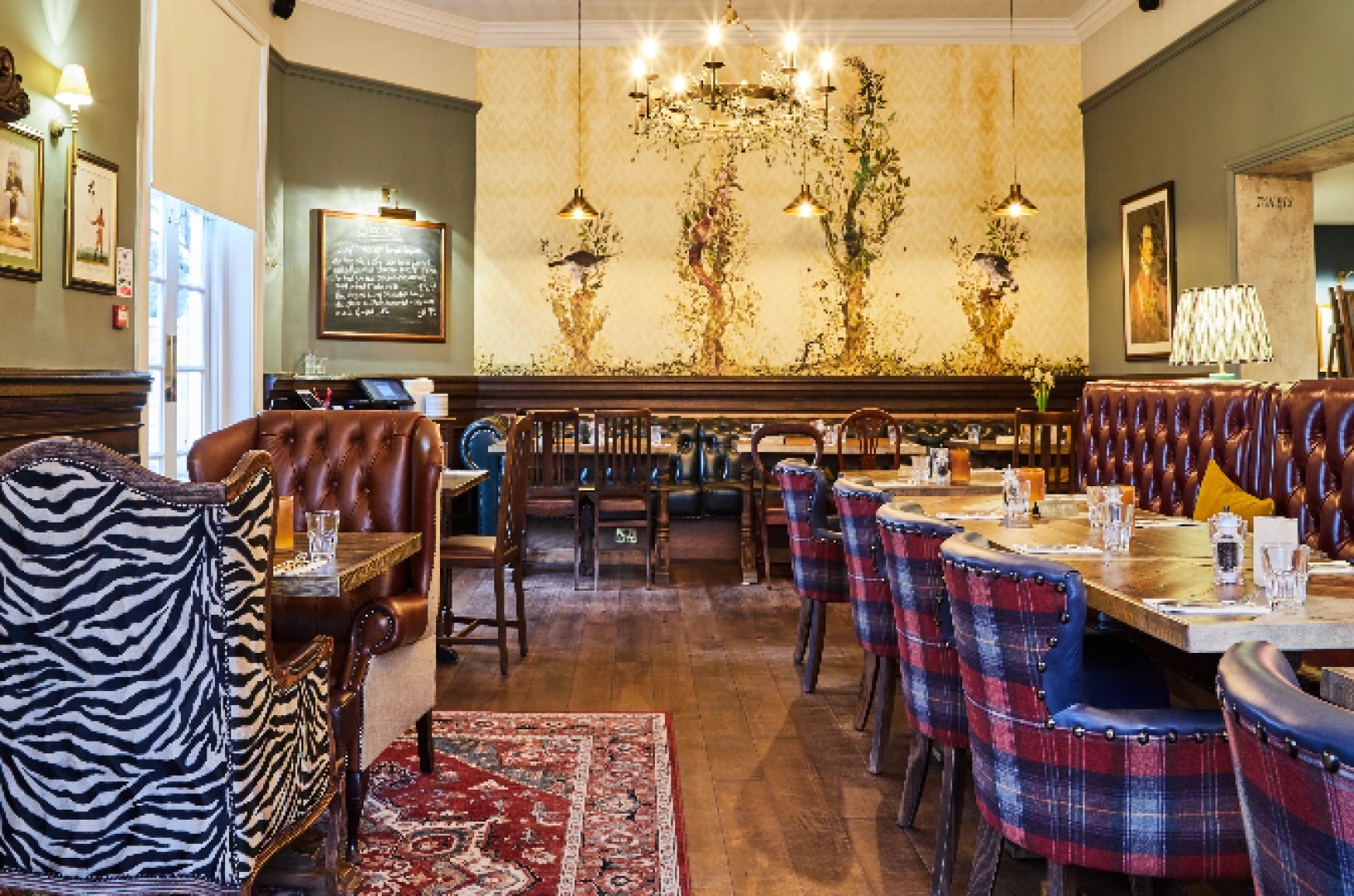 Basingstoke Country Pub Champagne Afternoon Tea Experience Days