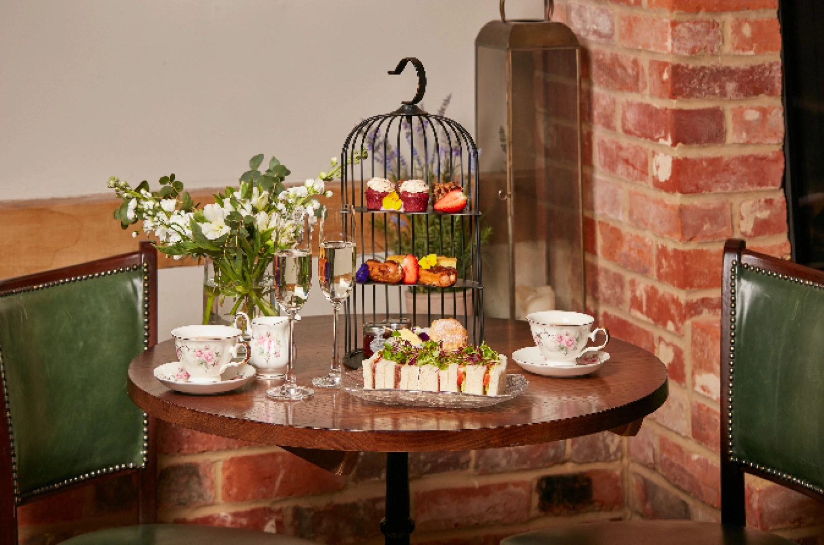 Cotswolds Country Pub Afternoon Tea For Two Experience Days Vouchers