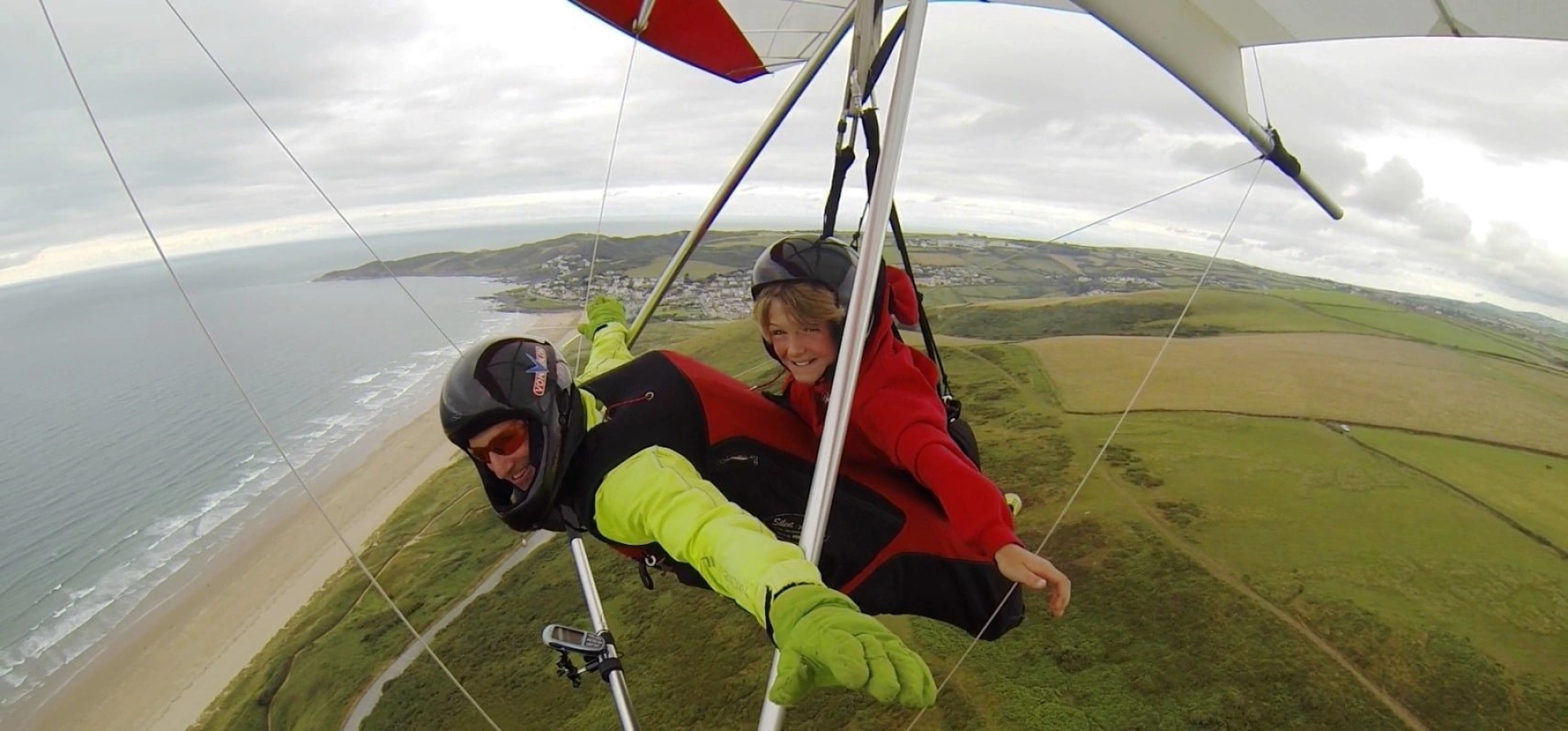 Hang Gliding Experience in Devon Experience Days Vouchers Experience Days